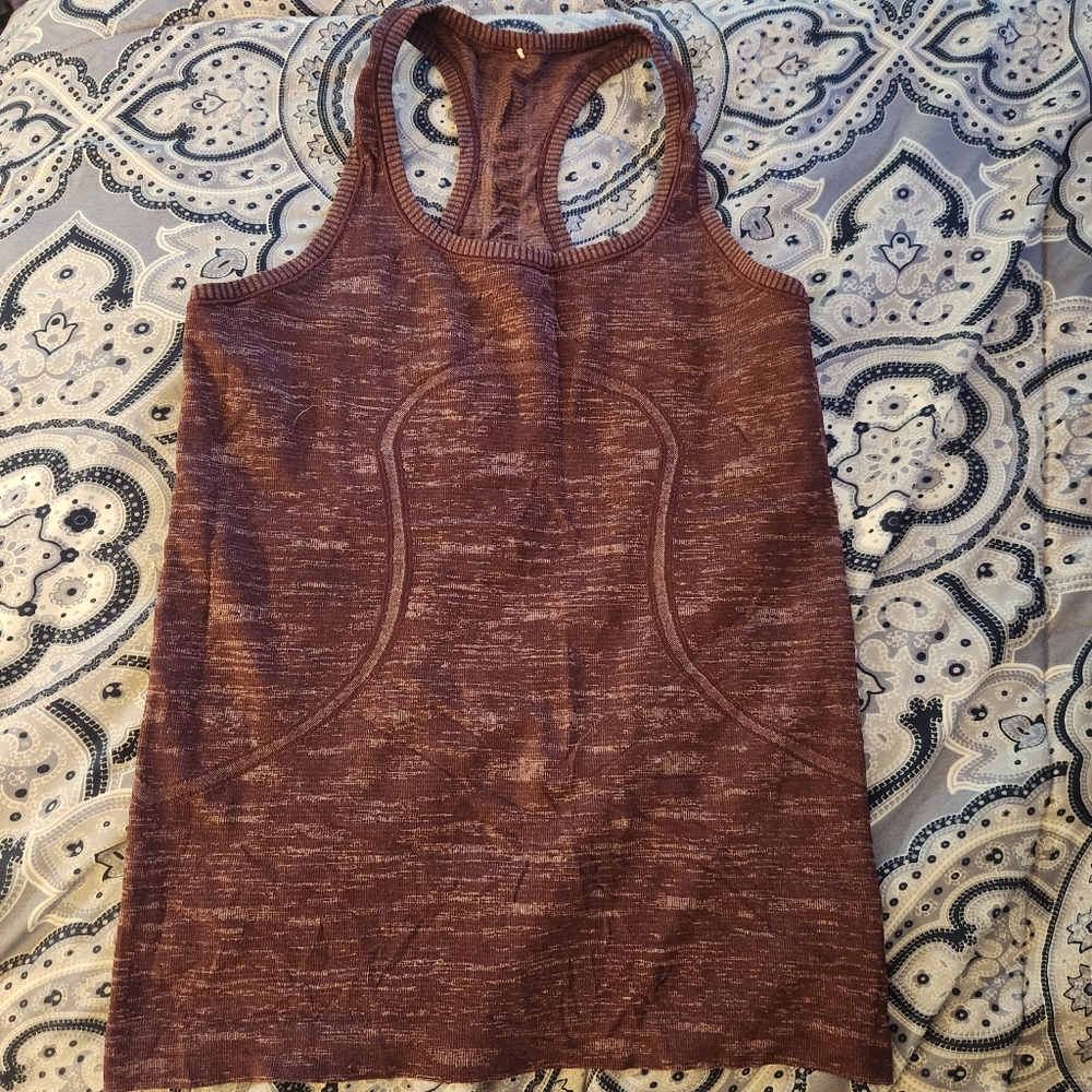 Lululemon swiftly tech tank top size 8